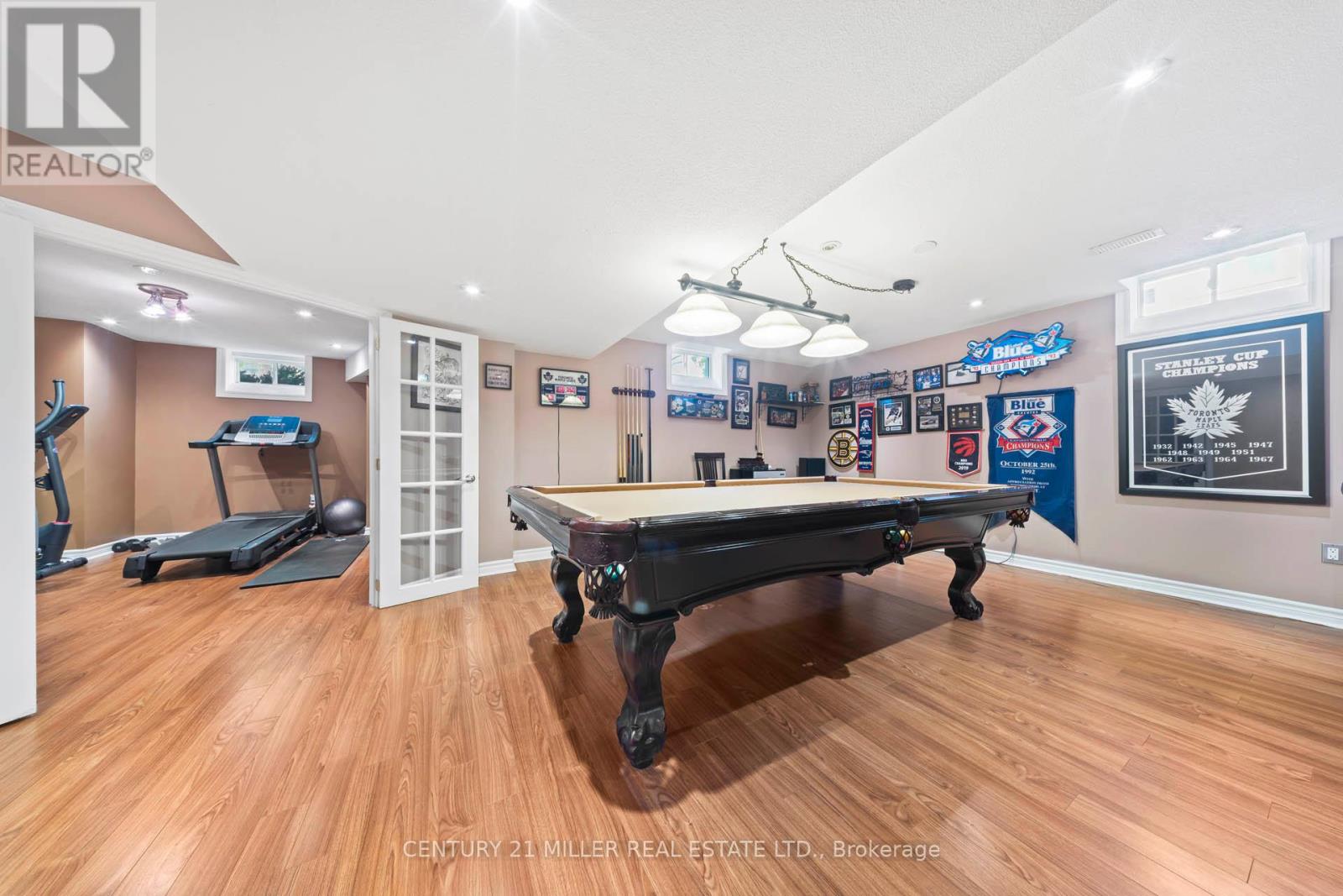 2211 GLENCAIRN ROAD - 34