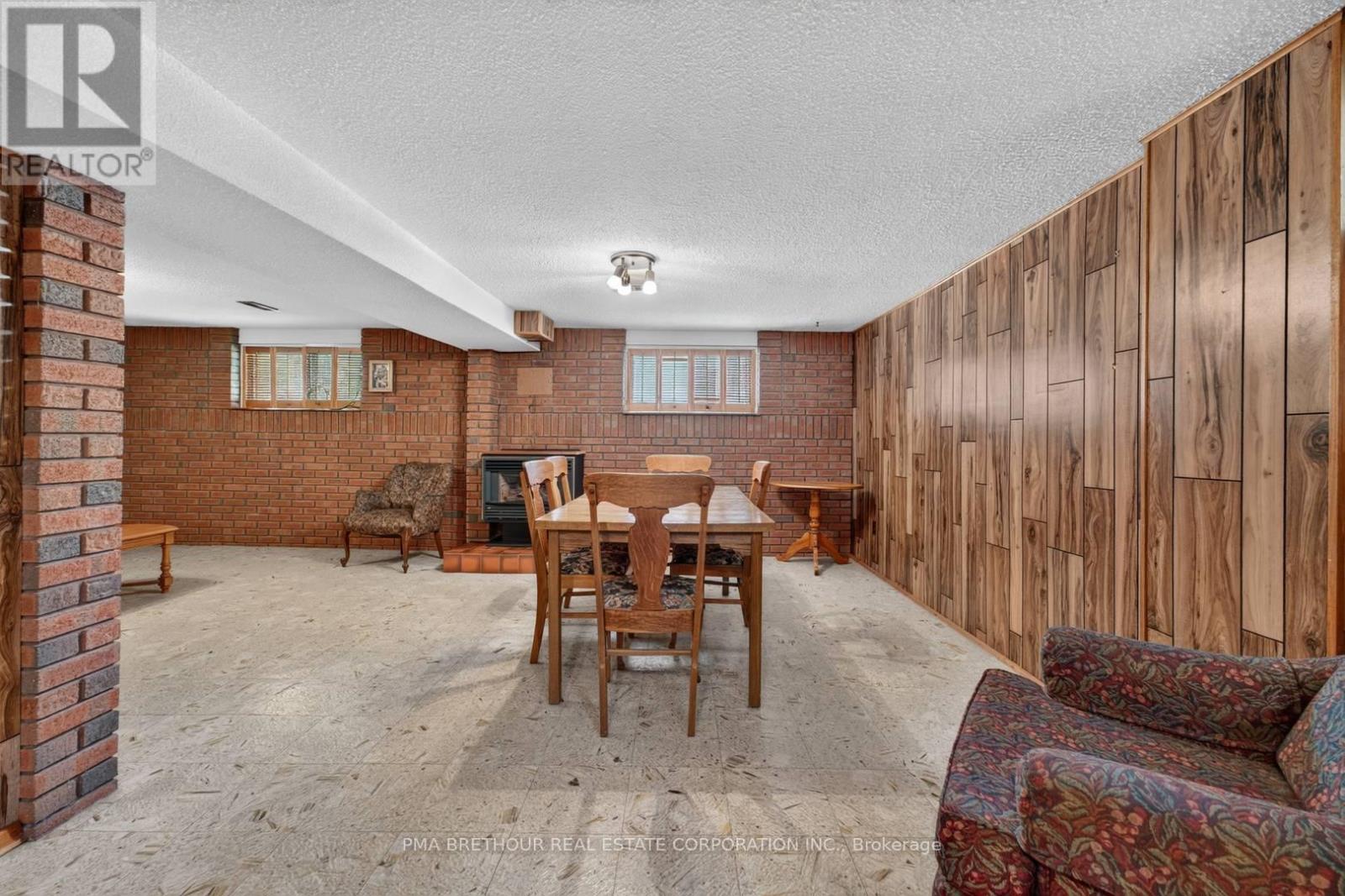 65 GOLDSBORO ROAD - Image 18