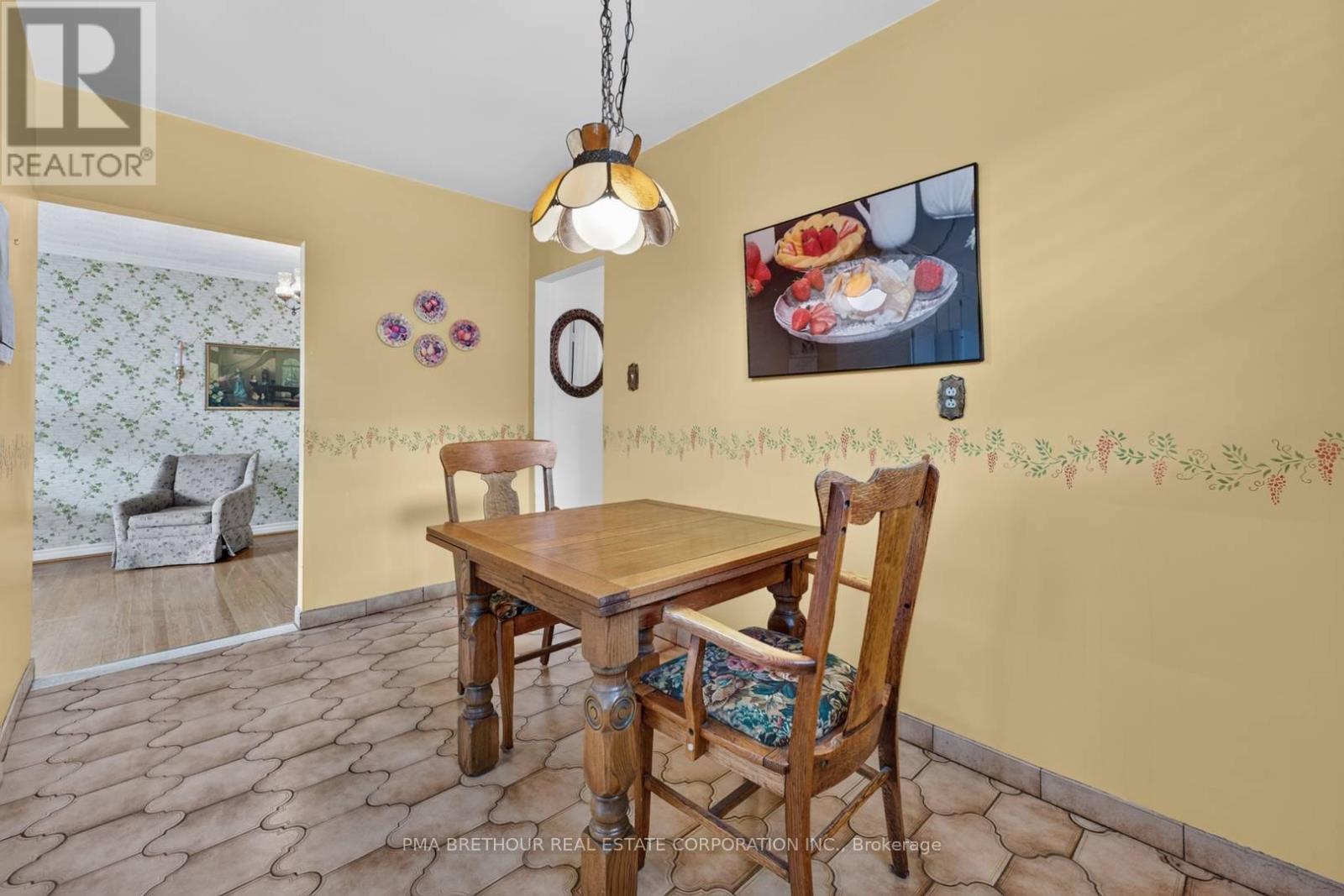 65 GOLDSBORO ROAD - Image 5