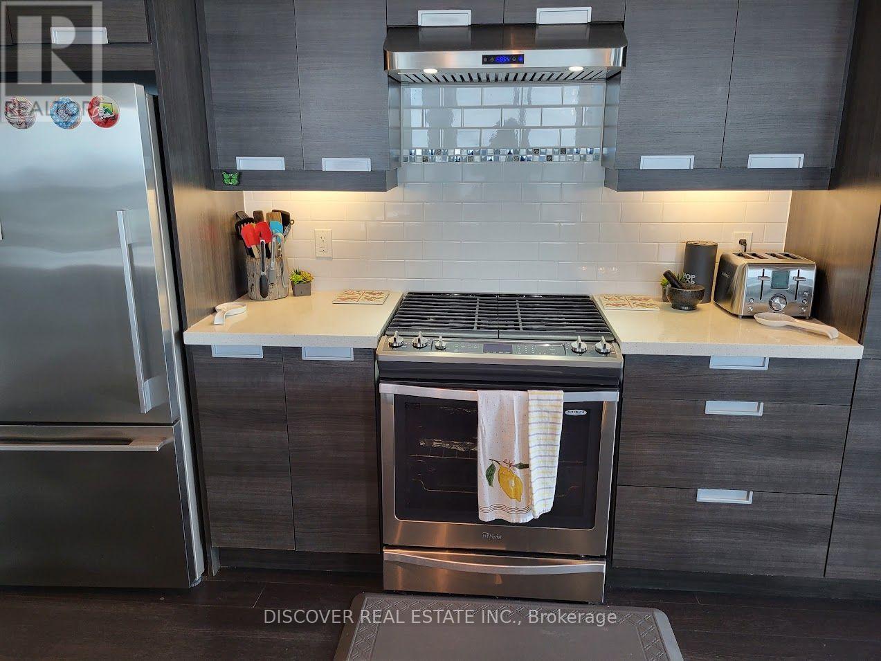 #2402 55 EGLINTON AVENUE W - 23