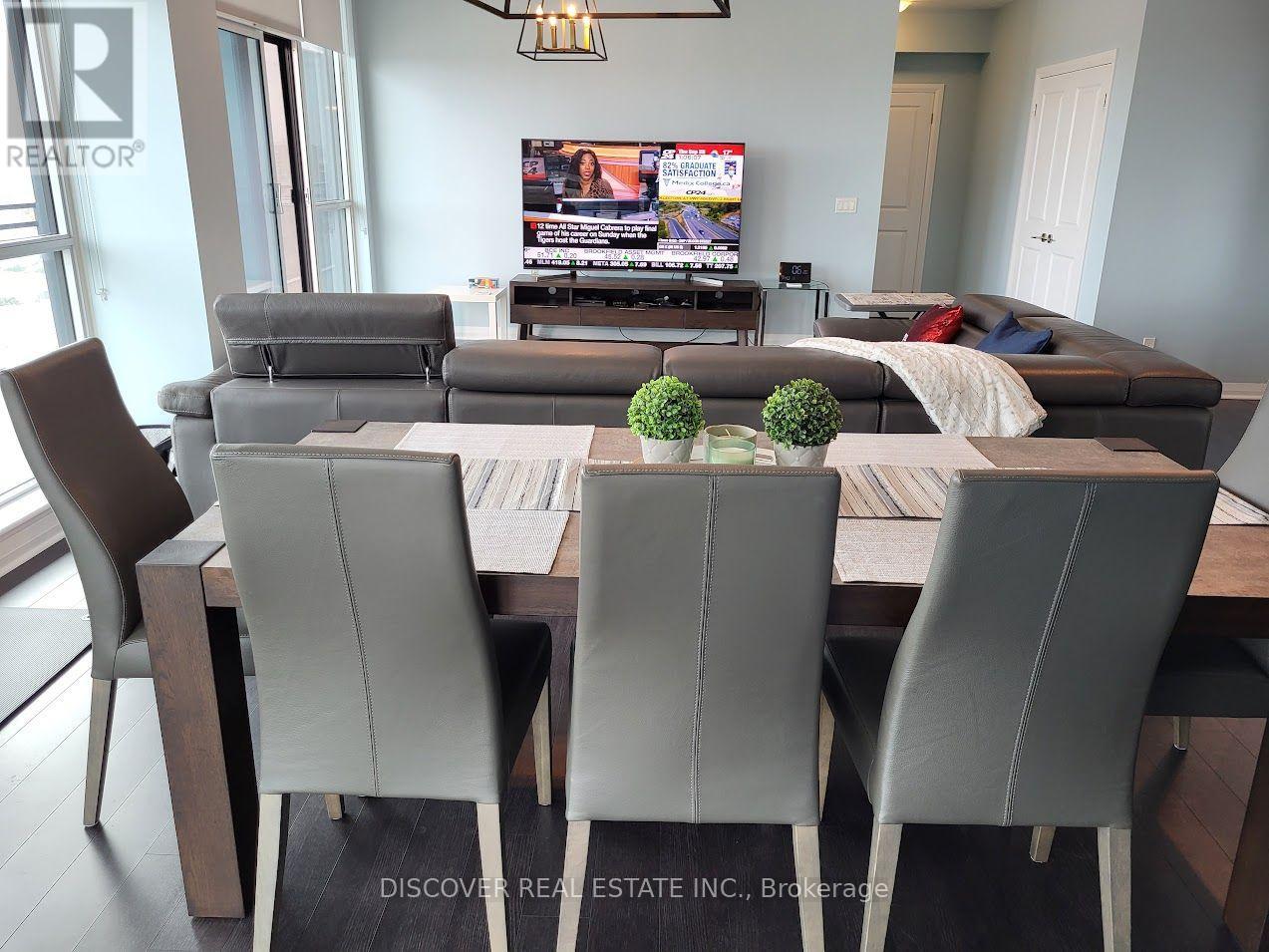 #2402 55 EGLINTON AVENUE W - 29