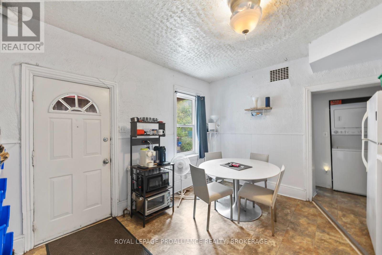325 JOHNSON STREET - Image 45