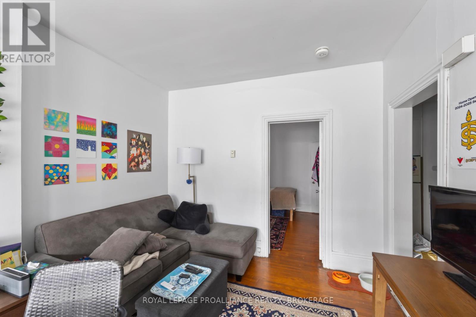 325 JOHNSON STREET - Image 9