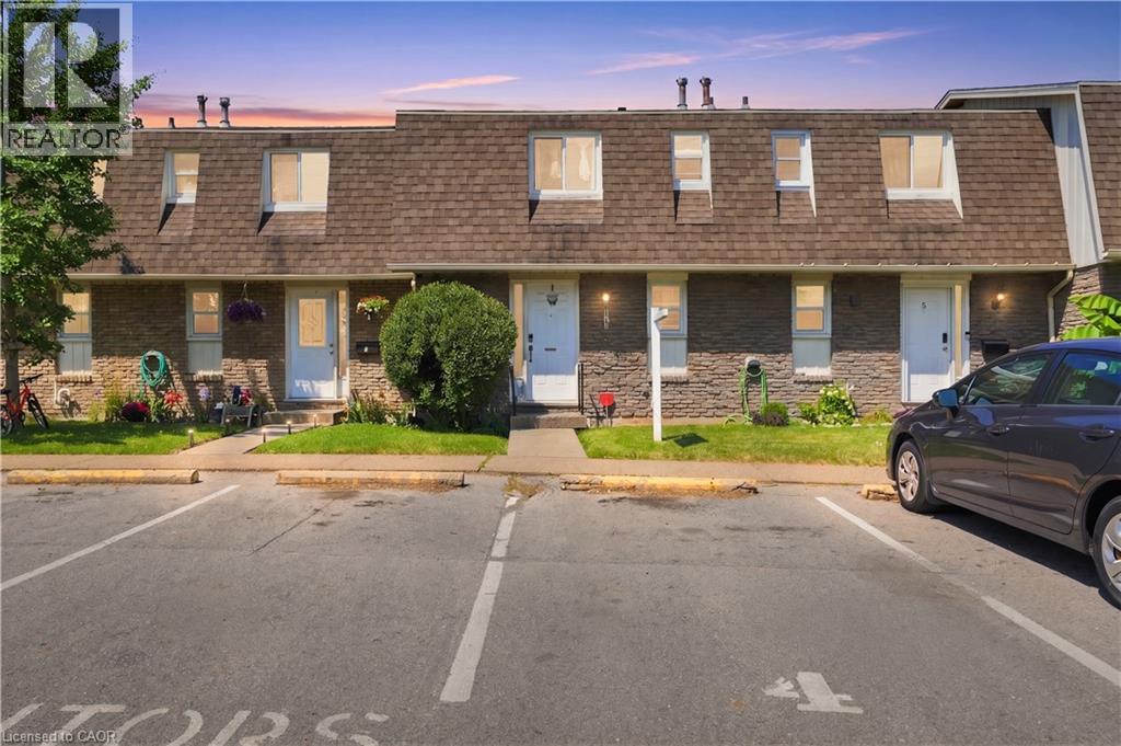 #4 131 ROCKWOOD Avenue - 1