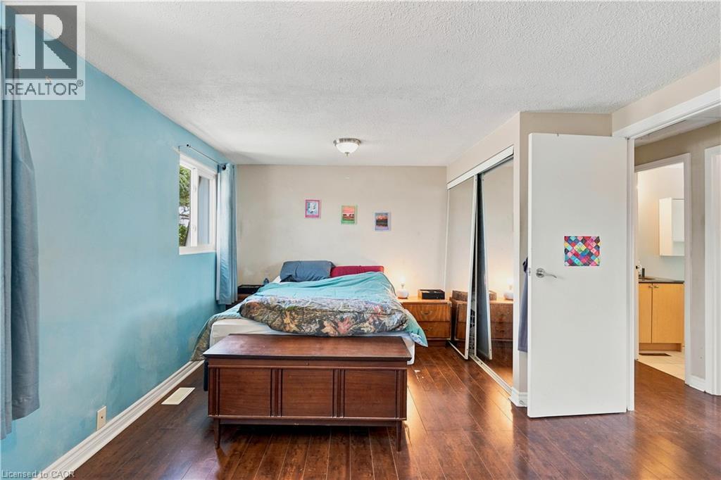 #4 131 ROCKWOOD Avenue - 21