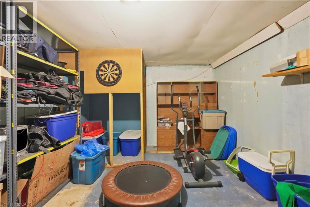 #4 131 ROCKWOOD Avenue - 24