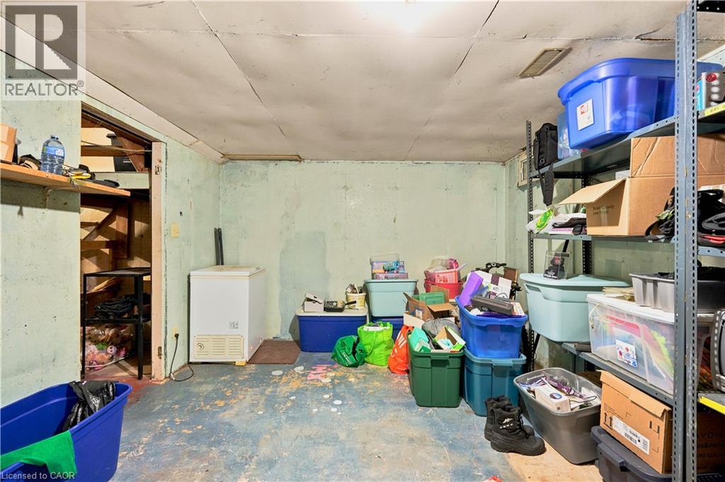 #4 131 ROCKWOOD Avenue - 25
