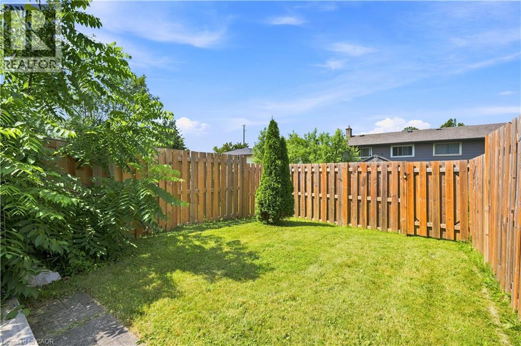 #4 131 ROCKWOOD Avenue - 30