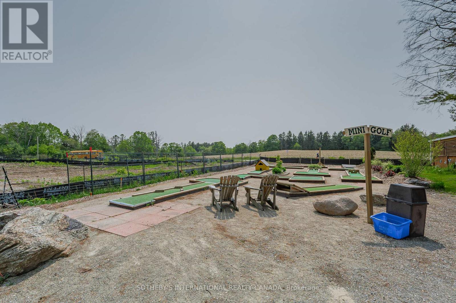 #215 580 BEAVER CREEK ROAD - 29