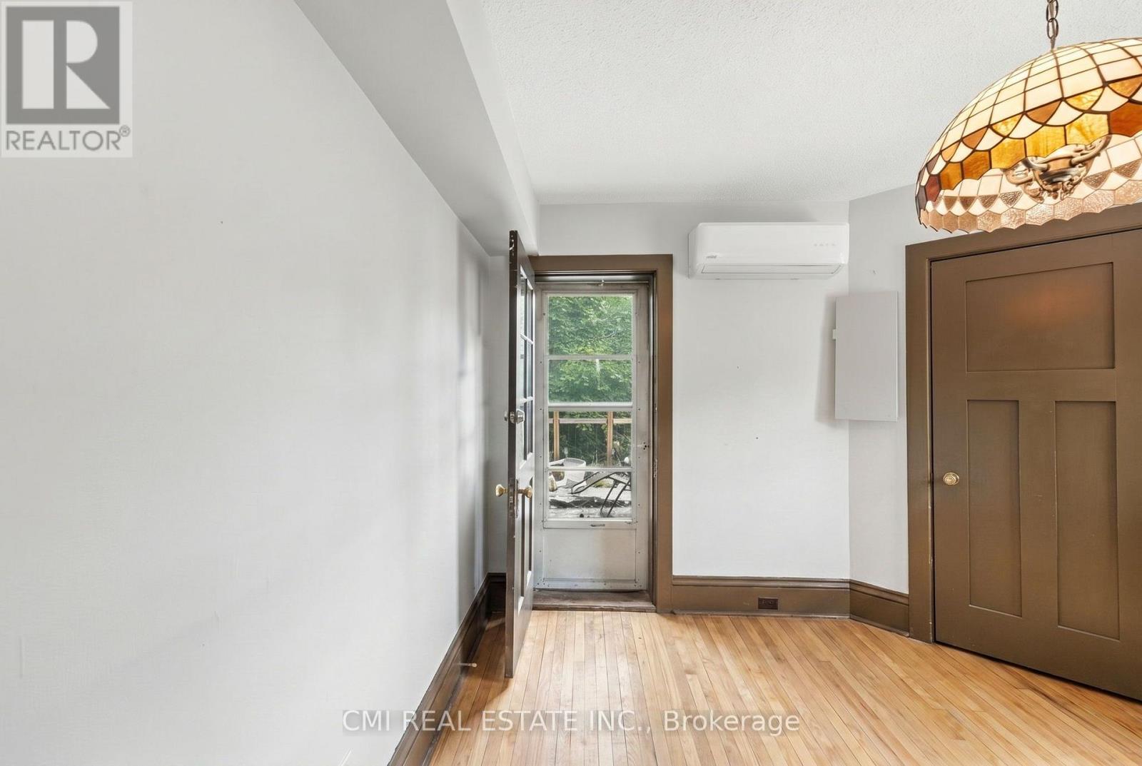 #1 1031 CARLING AVENUE - 13