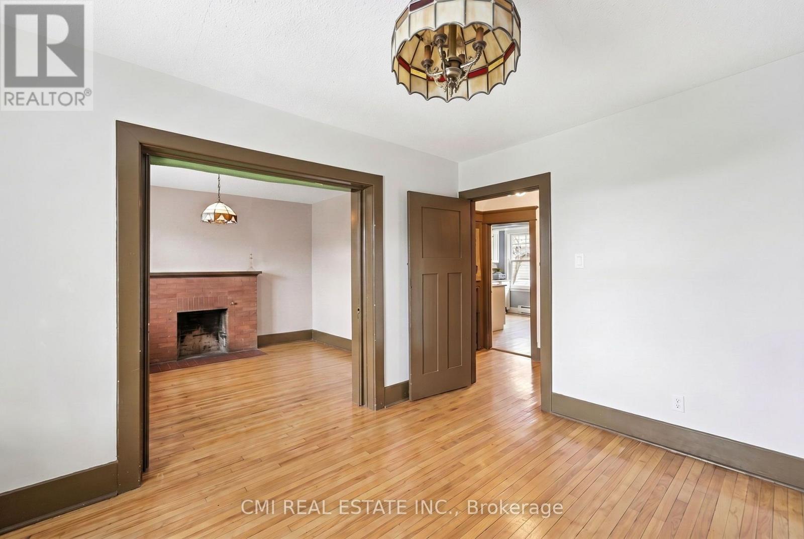#1 1031 CARLING AVENUE - 15