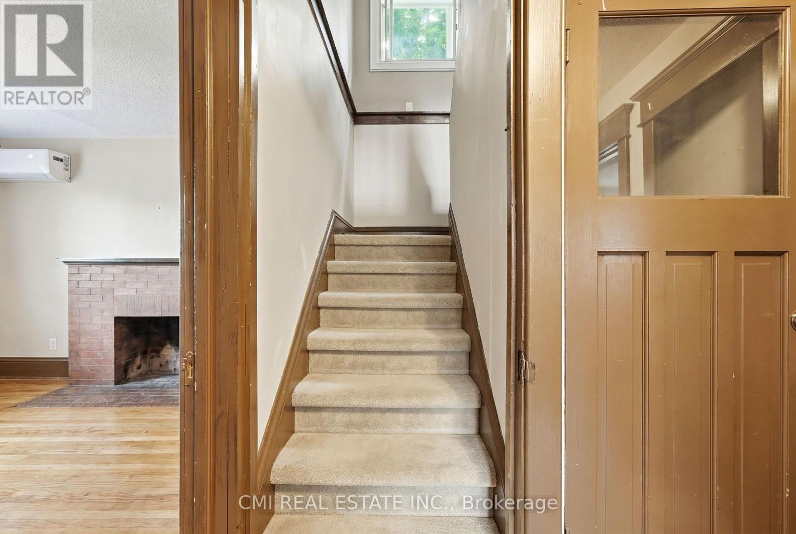#1 1031 CARLING AVENUE - 17