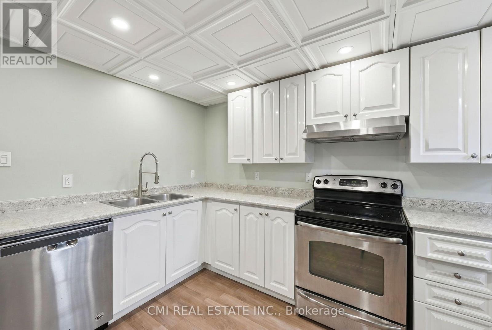 #1 1031 CARLING AVENUE - 30