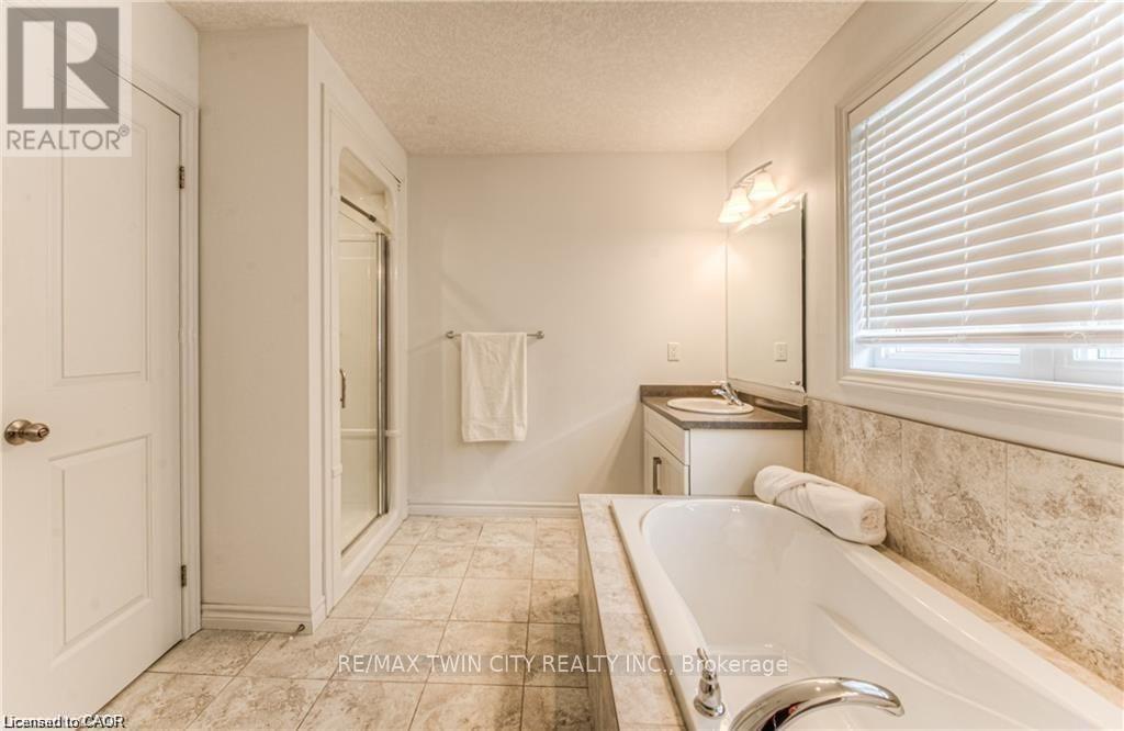 26 SPRING CREEK STREET - Image 24