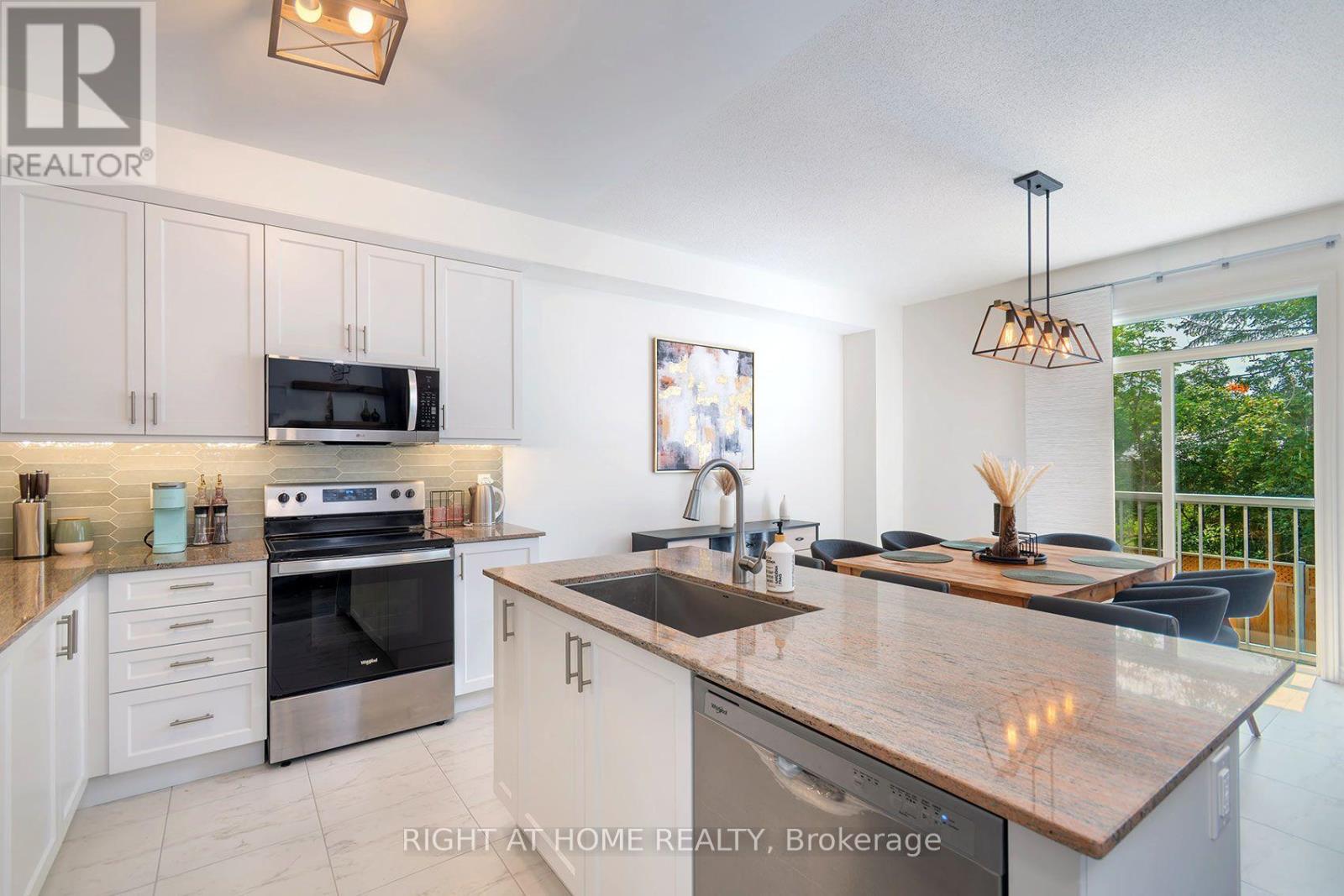 19 HILLCROFT WAY - 14