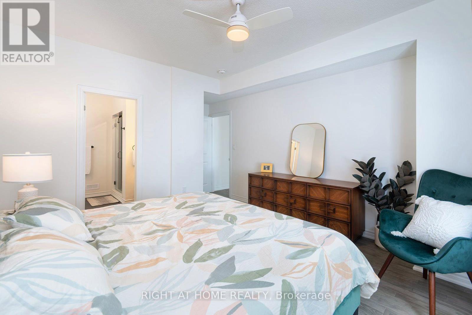 19 HILLCROFT WAY - 18
