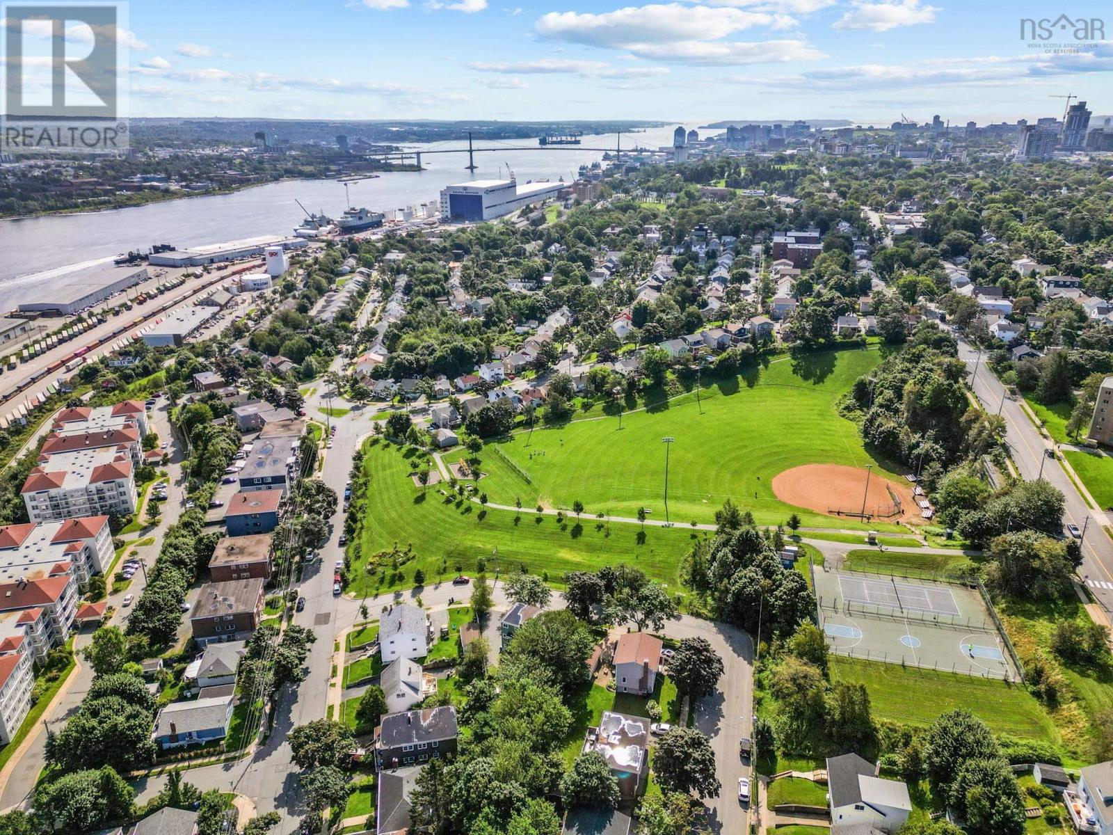 #304 3749 Kencrest Avenue - 29