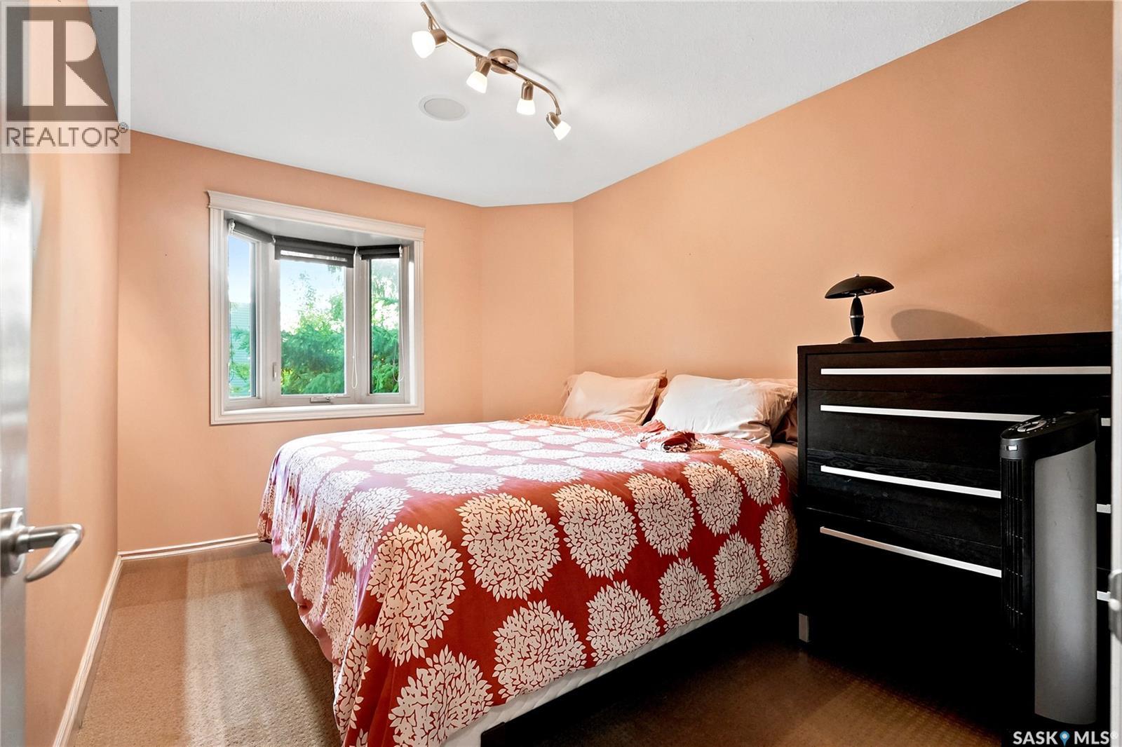 506 Vincent CRESCENT - Image 17