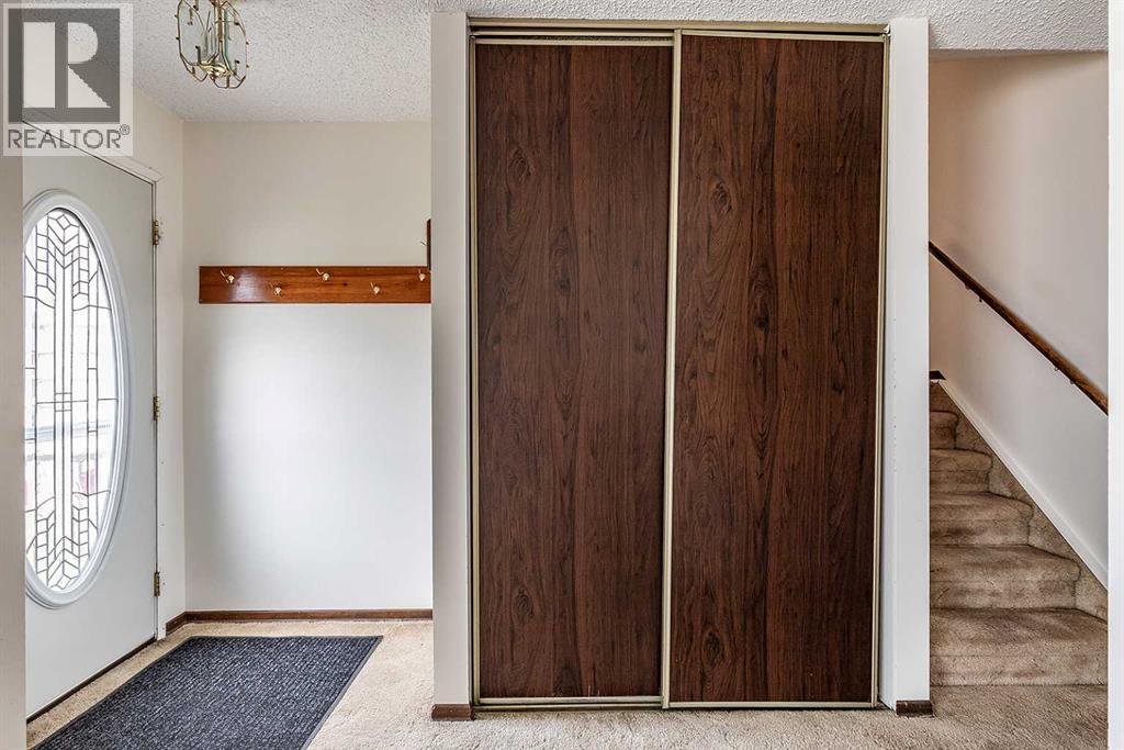 189 Hull Crescent NE - 6