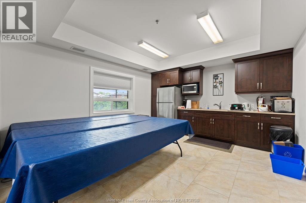 #312 8475 WYANDOTTE STREET East - Image 30