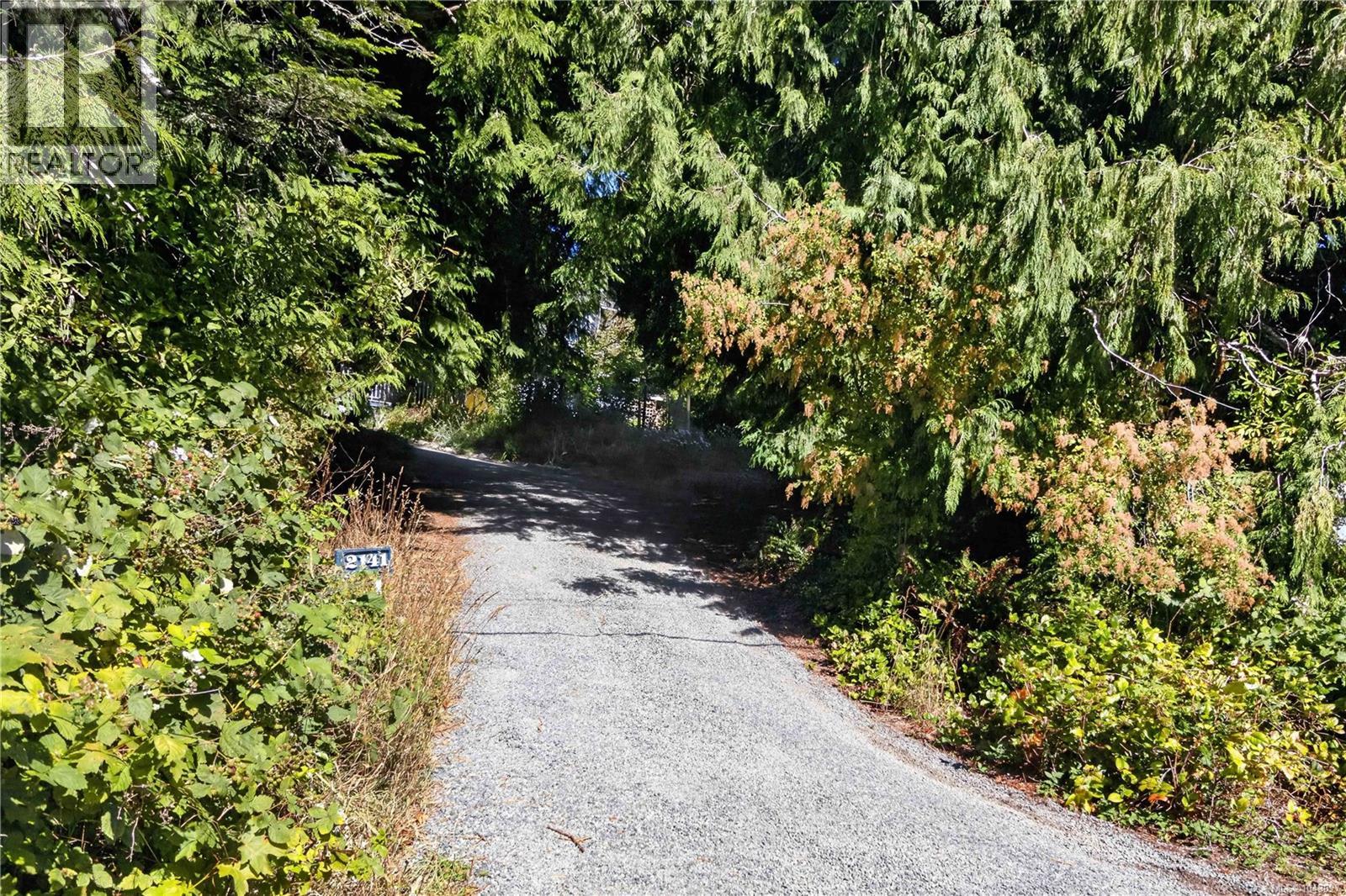 2141 Henlyn Dr, Sooke — photo 3