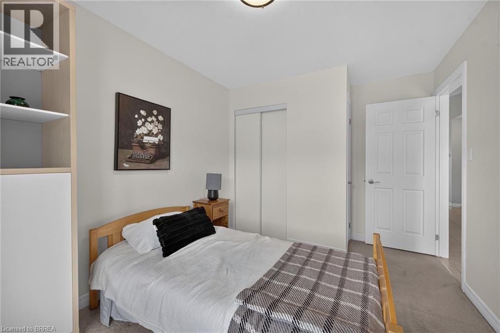 #11 54 GARDEN Avenue - 23