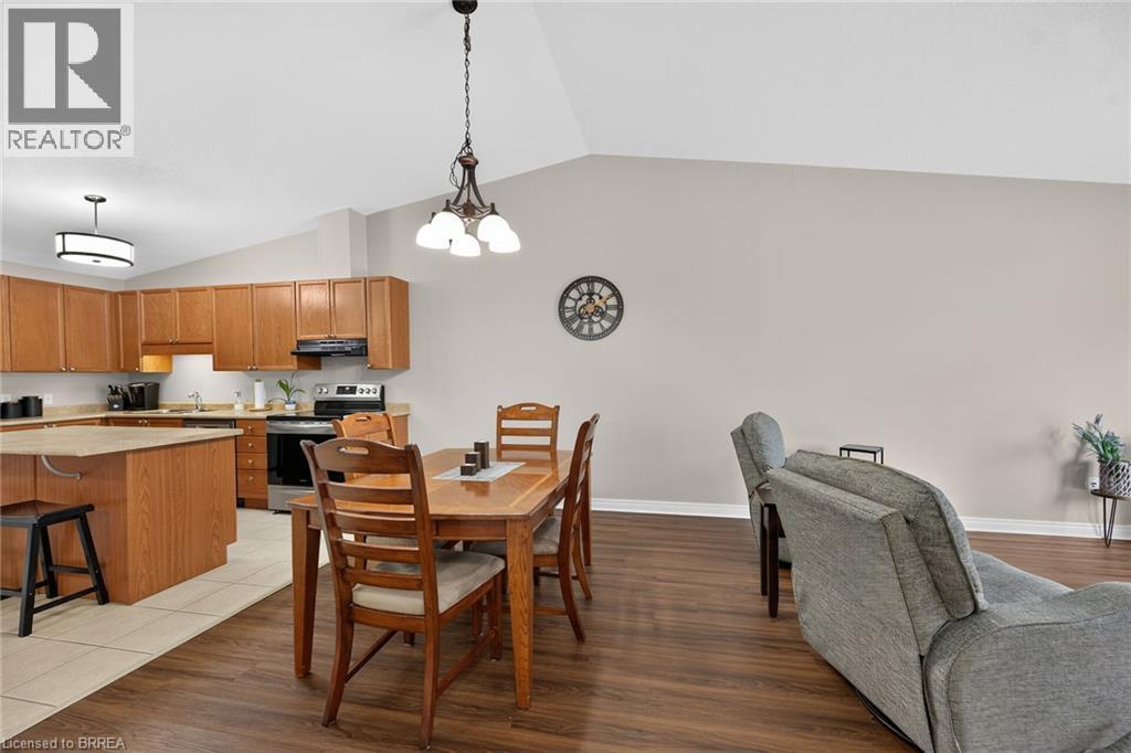 #11 54 GARDEN Avenue - 13