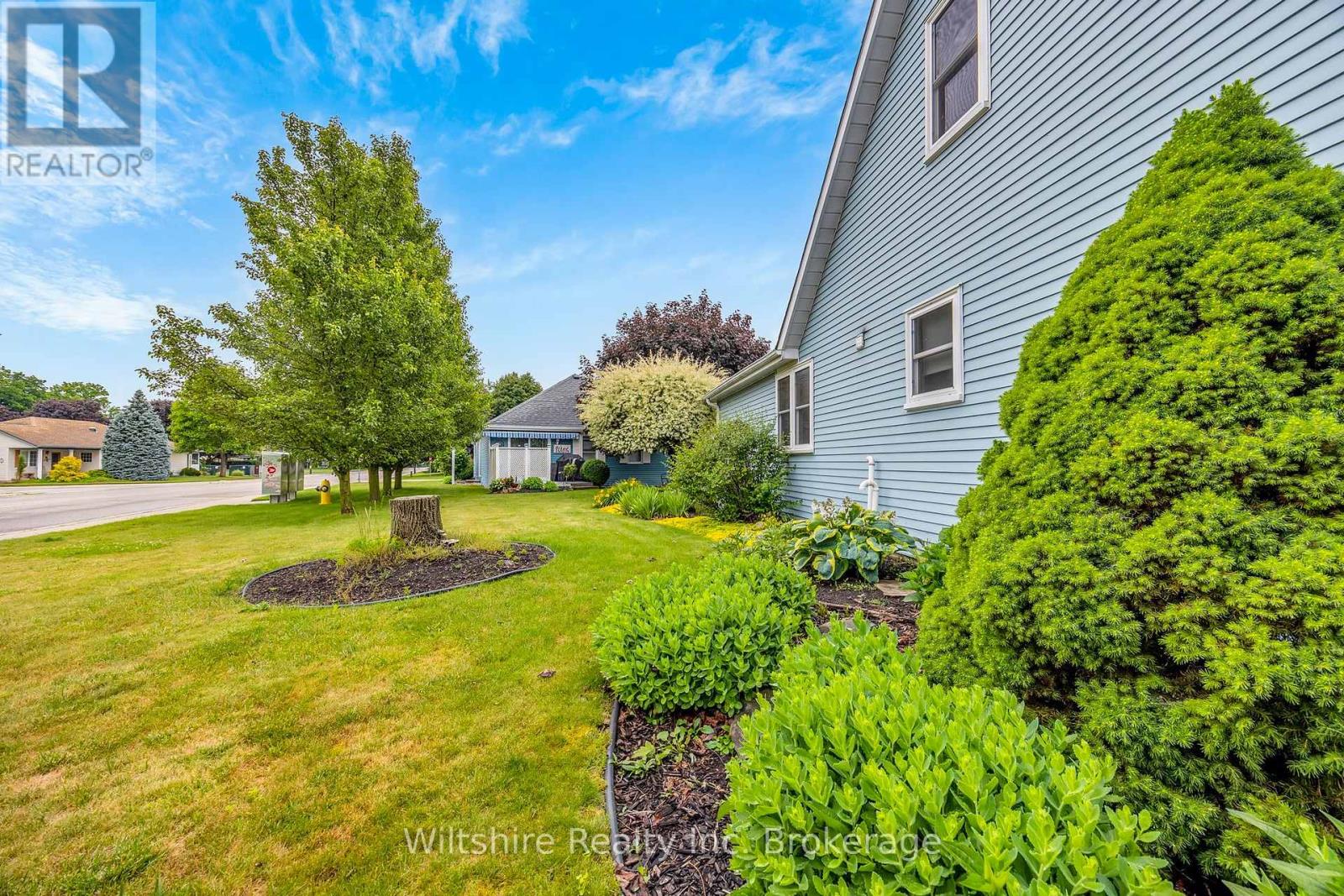 48 SINCLAIR DRIVE, Tillsonburg — photo 2