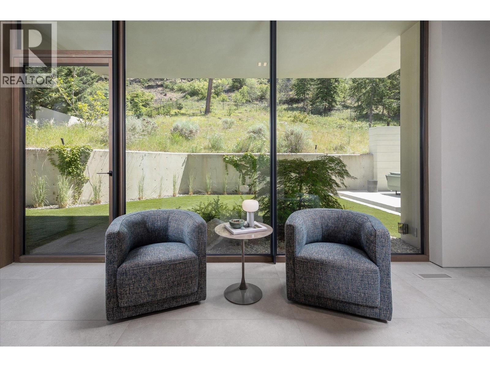 #20 180 Sheerwater Court - 24