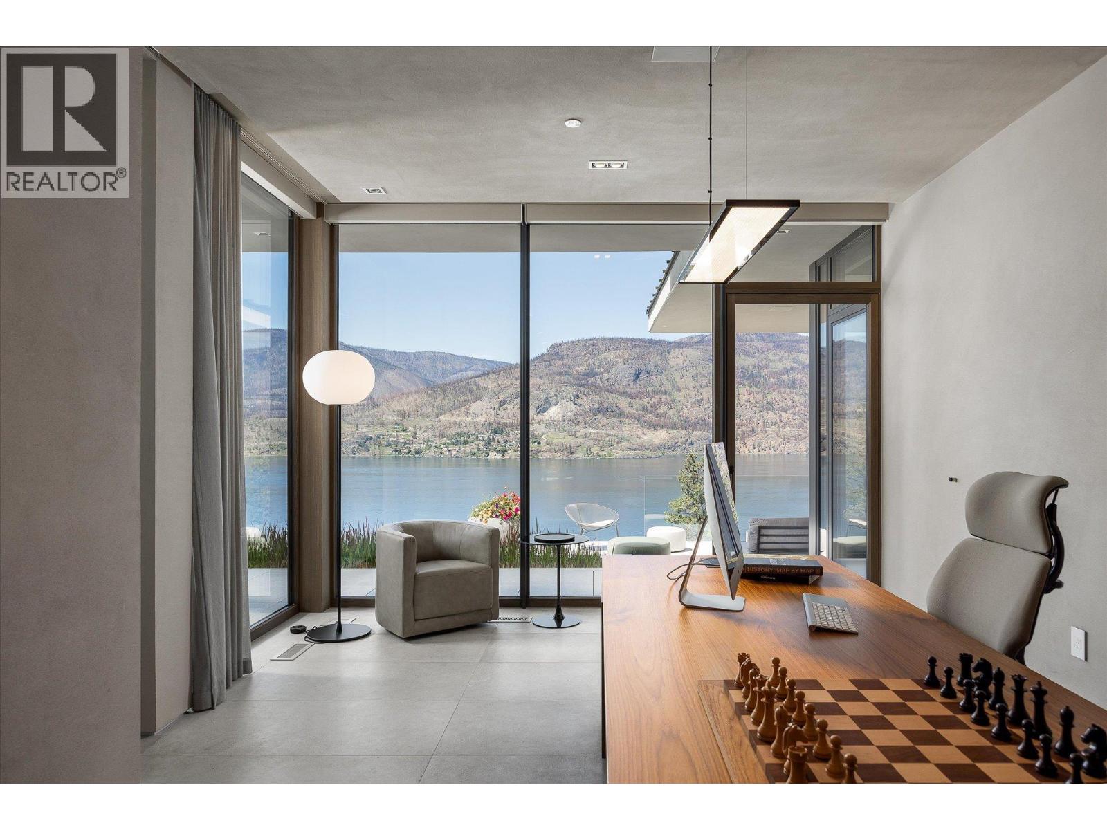 #20 180 Sheerwater Court - 17