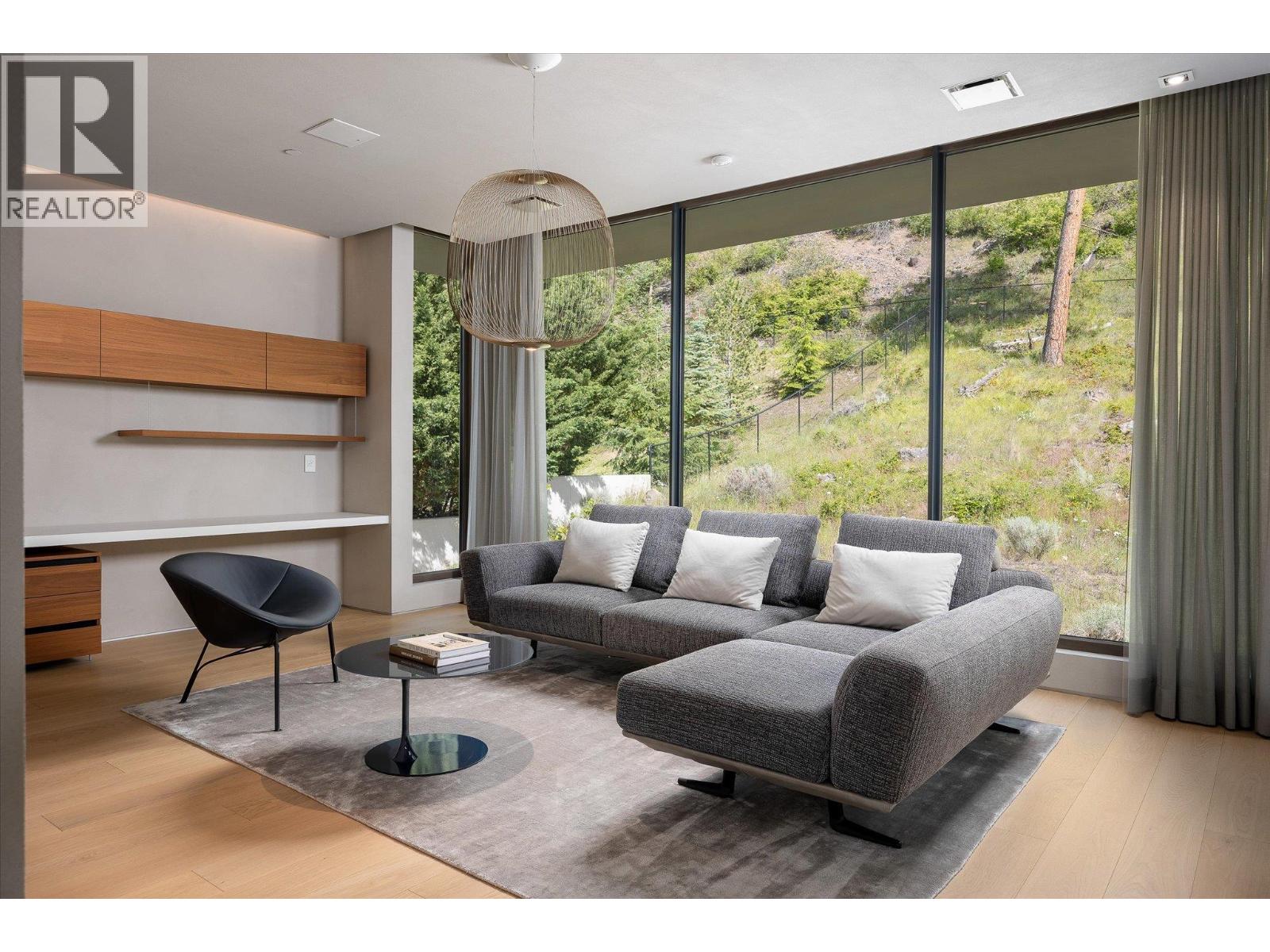 #20 180 Sheerwater Court - Image 28