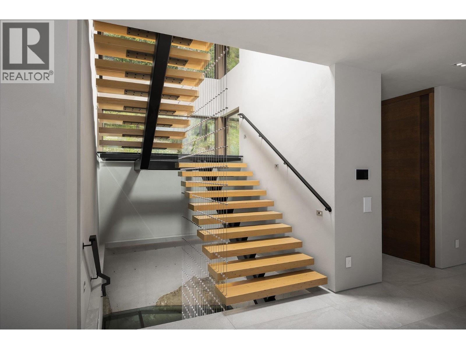 #20 180 Sheerwater Court - Image 26
