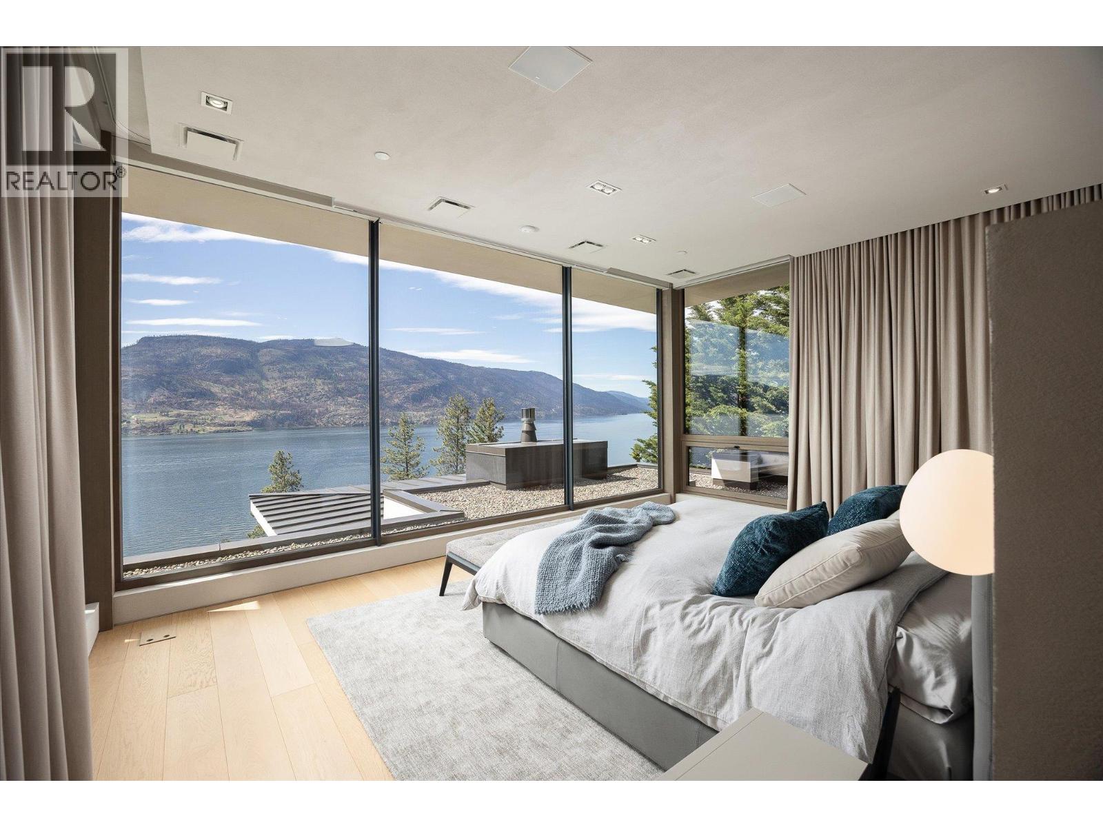 #20 180 Sheerwater Court - Image 30
