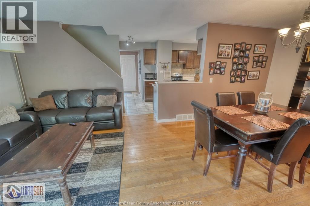 1277 CARDINAL CRESCENT - 12