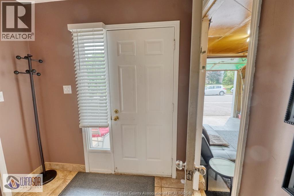 1277 CARDINAL CRESCENT - 3