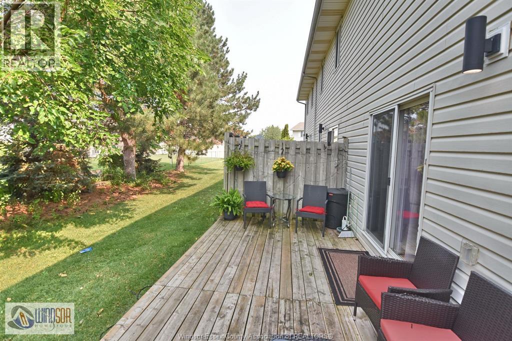 1277 CARDINAL CRESCENT - 38