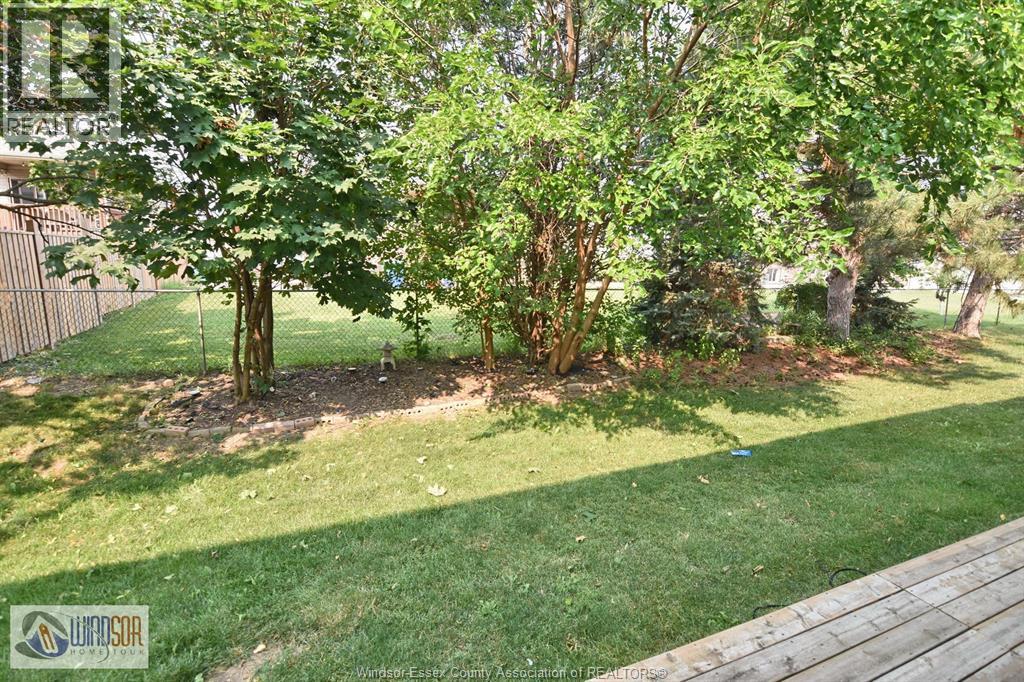 1277 CARDINAL CRESCENT - 39