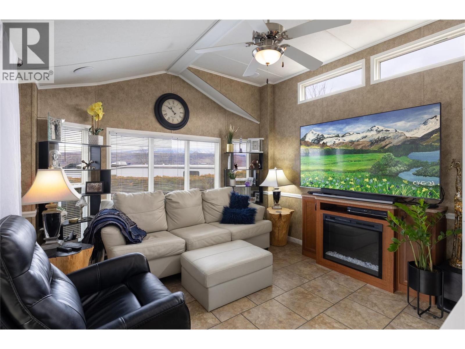 #33 8000 Highland Road - 10