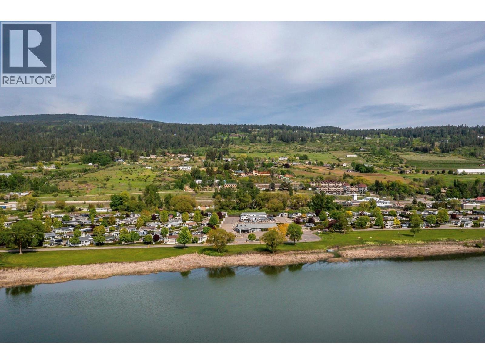 #33 8000 Highland Road - 36