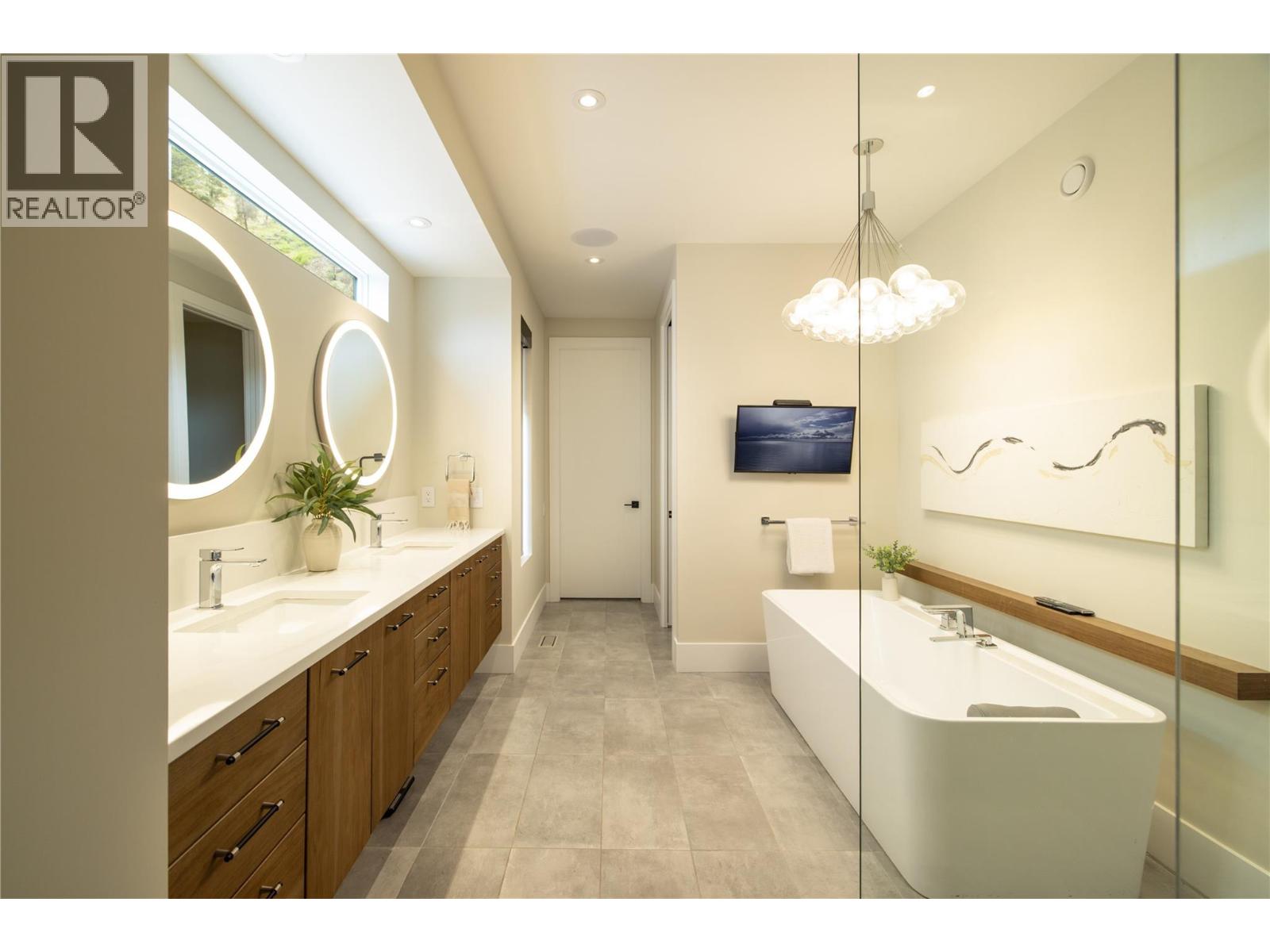 605 Clifton Court - 30