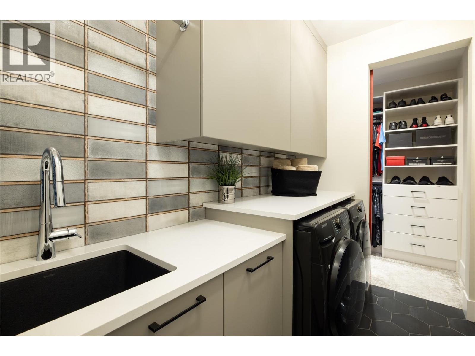 605 Clifton Court - 33