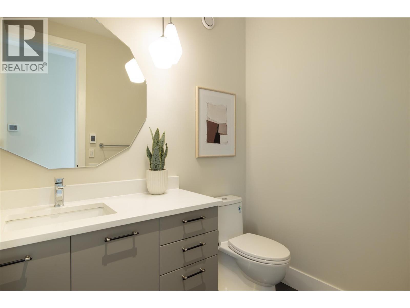 605 Clifton Court - 35