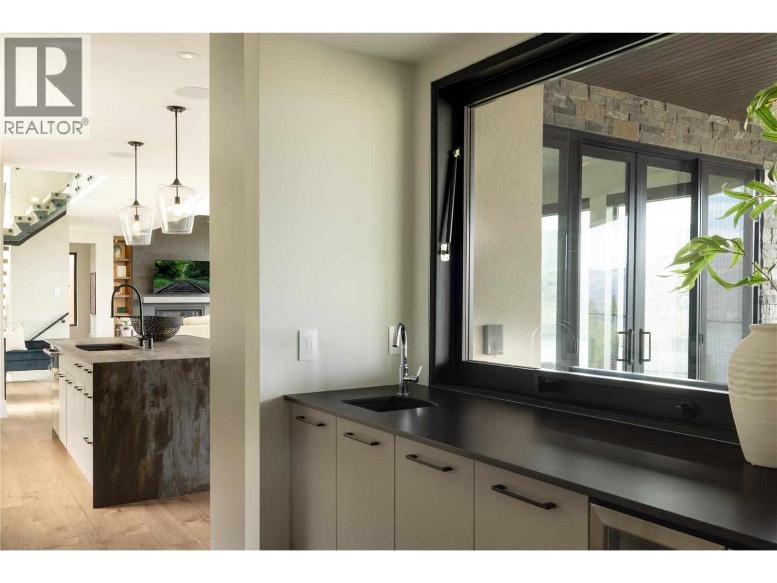 605 Clifton Court - 6
