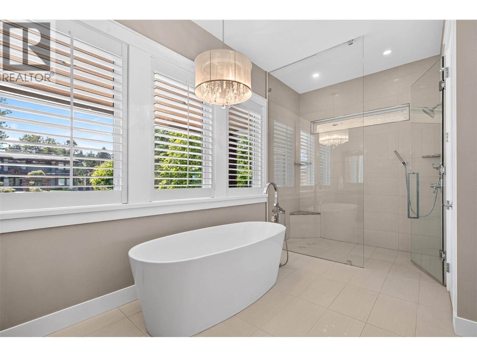 438 Farris Road - 29