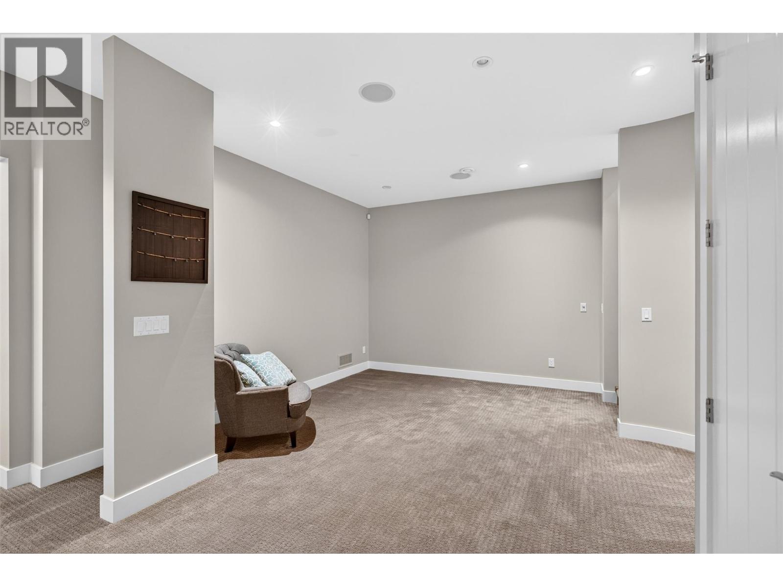 438 Farris Road - 40