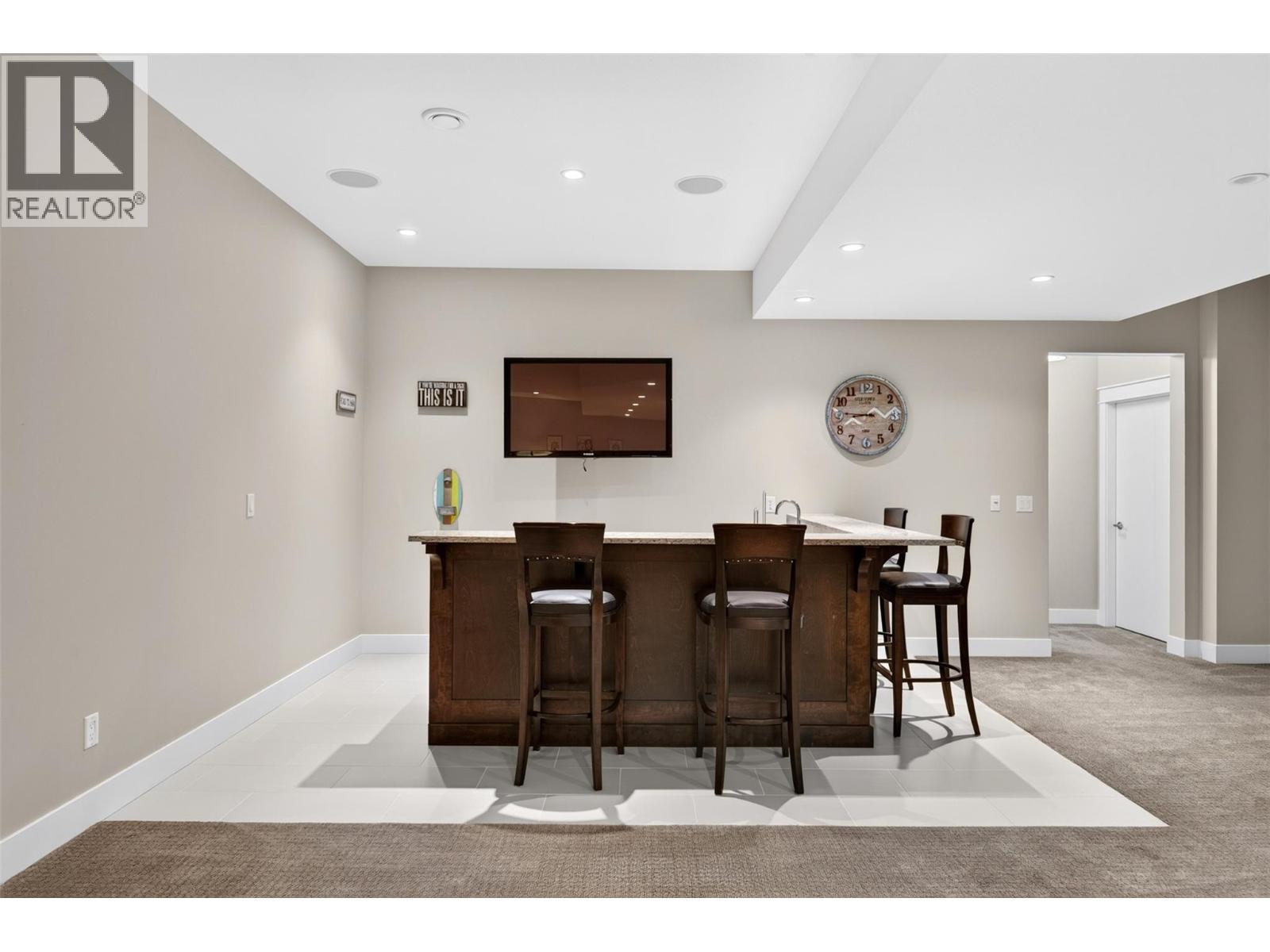438 Farris Road - 44