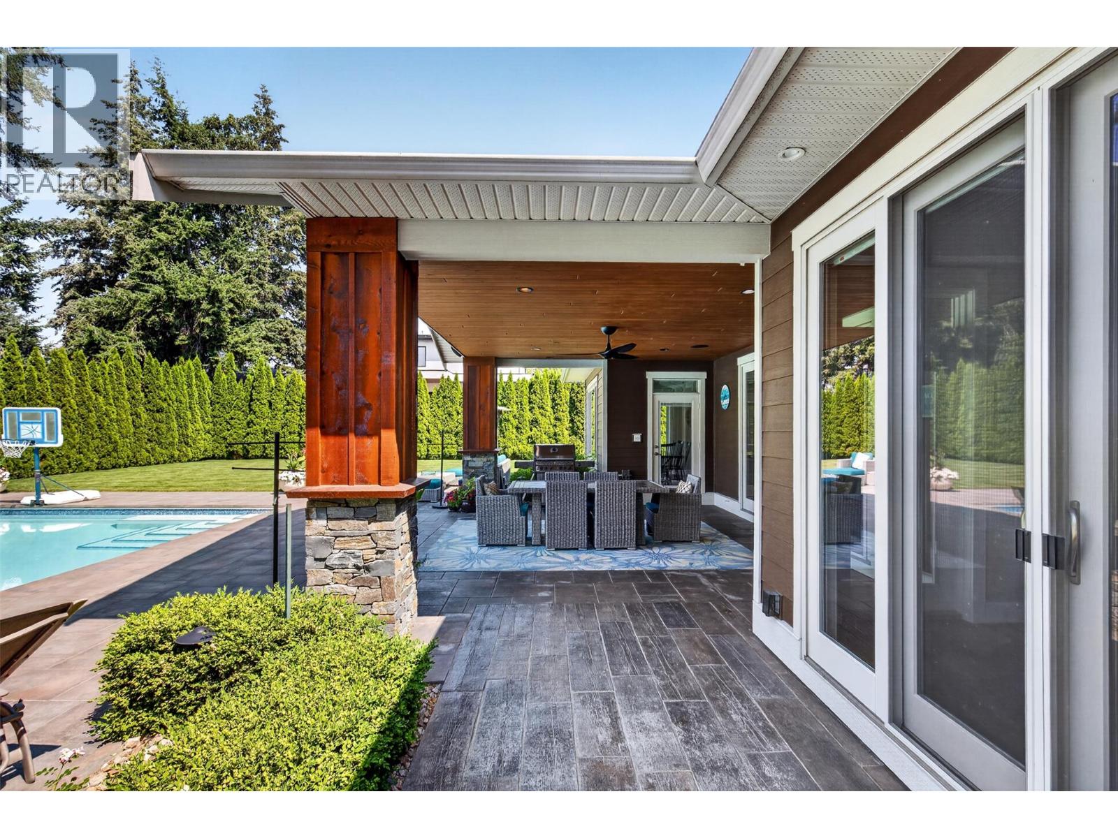 438 Farris Road - 56