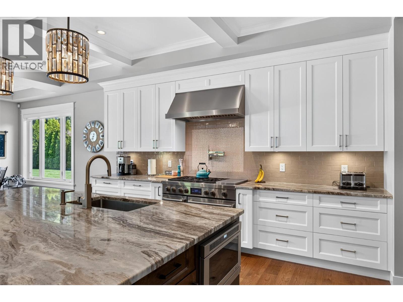 438 Farris Road - 8