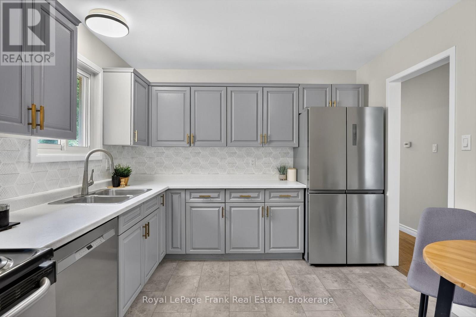 1717 WOODGROVE CRESCENT - 11
