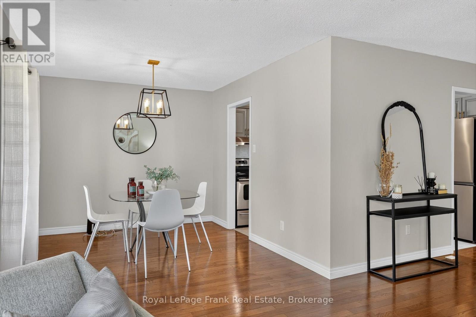 1717 WOODGROVE CRESCENT - 9
